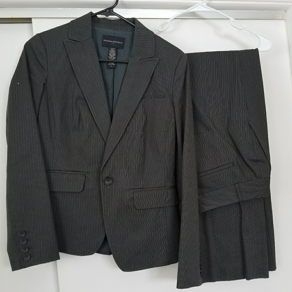 Banana Republic Suit
